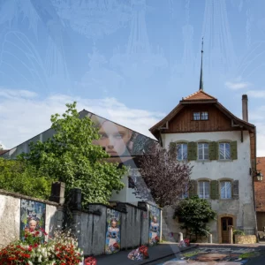 Montée Avenue Général Guisan</br>Gaggiographie avec une</br>Oeuvre de Sylvie Forêt